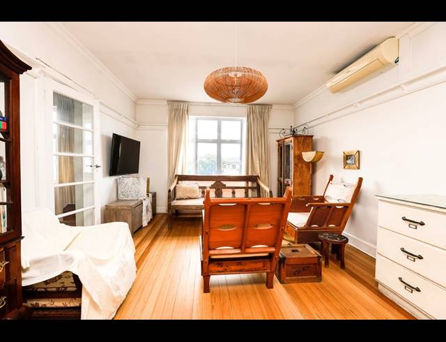1.5 BEDROOM APARTMENT FOR SALE IN ESSENWOOD